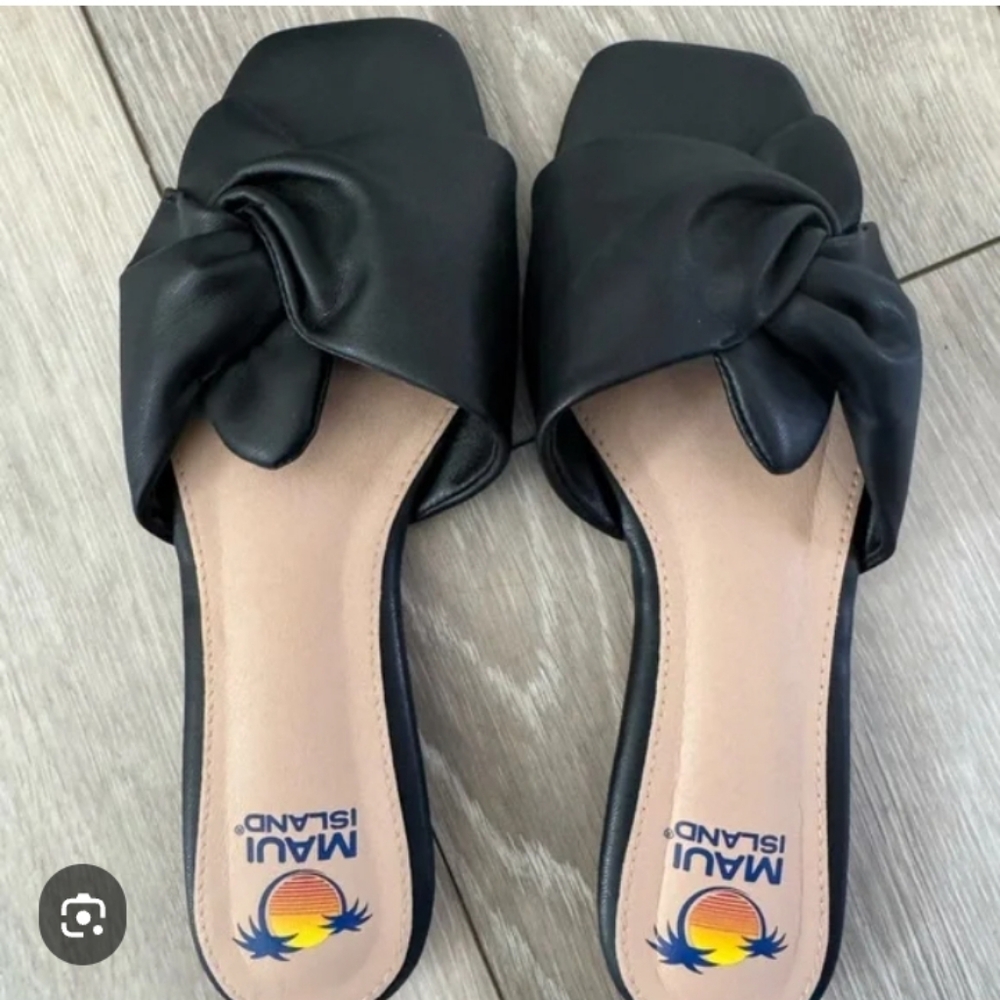Maui Island Black Women's Sandals